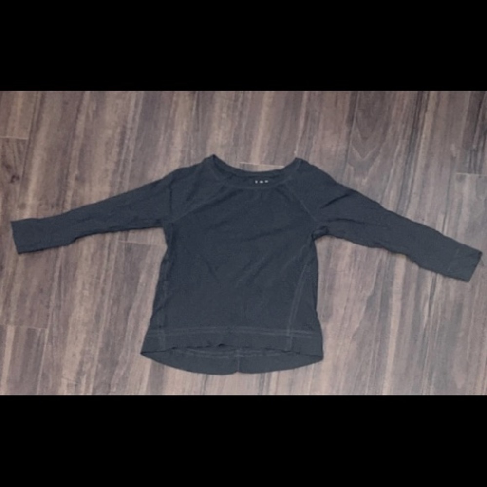 XS Gray long sleeved shirt